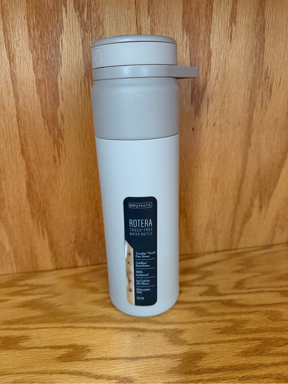 BrüMate Rotera 25oz Touch-Free Water Bottle